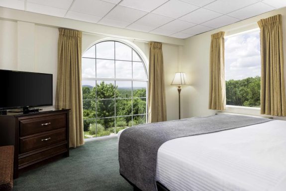 Savannah House Hotel